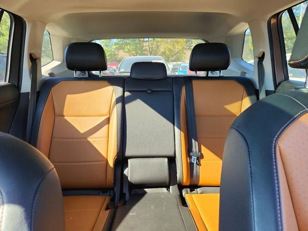 2018 VOLKSWAGEN TIGUAN SE, 4Motion SEL — SUVN