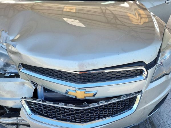 2015 CHEVROLET EQUINOX 1LT — Engine bay