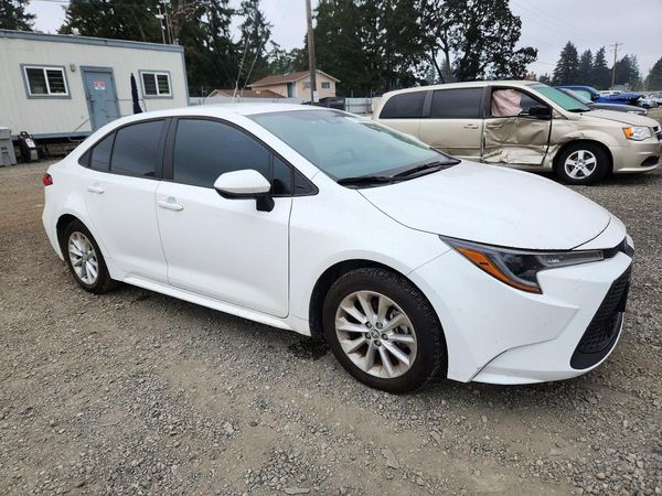 2021 TOYOTA COROLLA LE w/Premium pkg2 — Passenger 3/4