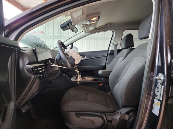 2026 KIA SPORTAGE LX — DENT