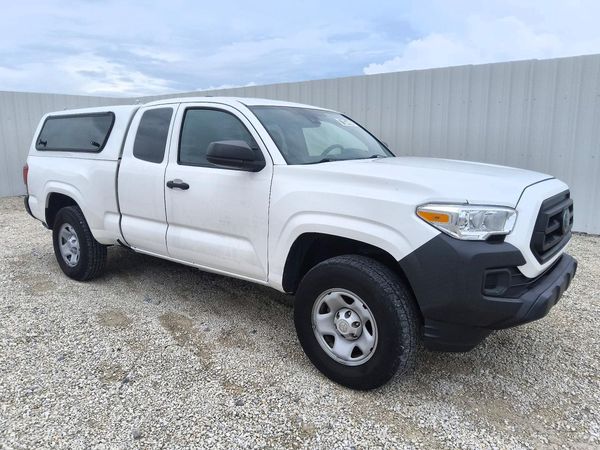 2023 TOYOTA TACOMA SR5 — Passenger 3/4