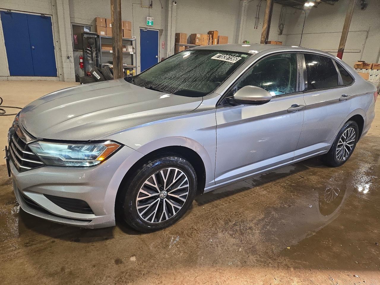 2020 VOLKSWAGEN JETTA S, SE, R-Line — Front 3/4