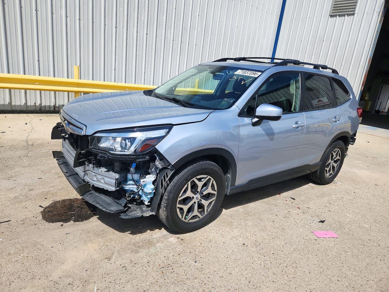 2019 SUBARU FORESTER Prm+ES+SMART — Front 3/4