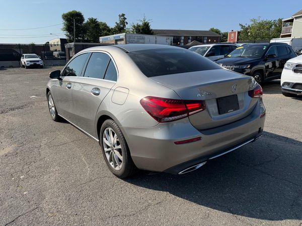 2019 MERCEDES-BENZ A