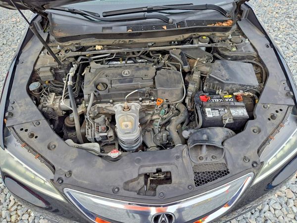 2016 ACURA TLX TECH — Engine bay