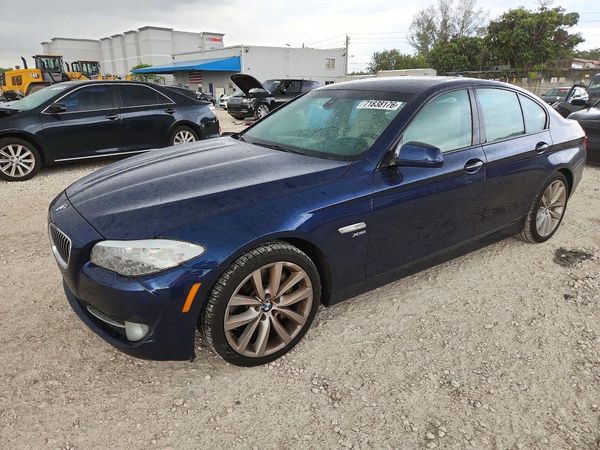2012 BMW 535 xDrive — Front 3/4