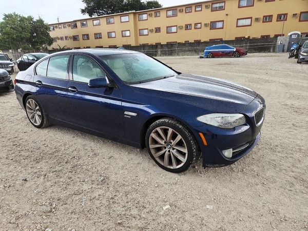 2012 BMW 535 xDrive — Passenger 3/4