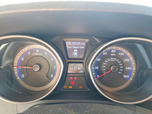 2013 HYUNDAI ELANTRA — ODOM