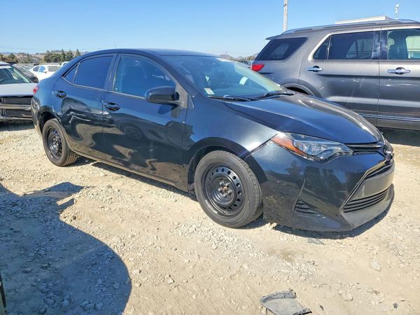 2017 TOYOTA COROLLA — Passenger 3/4