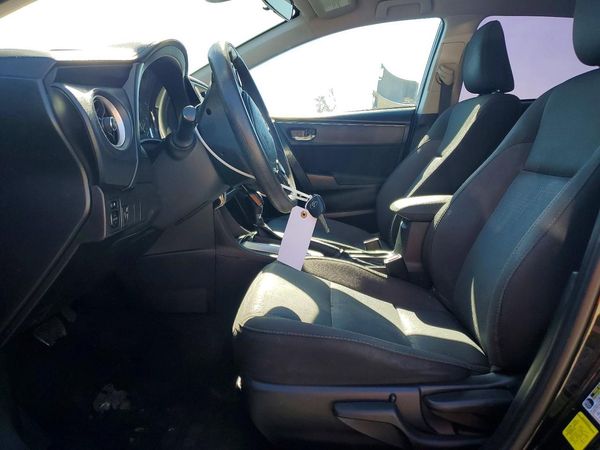 2017 TOYOTA COROLLA — DENT