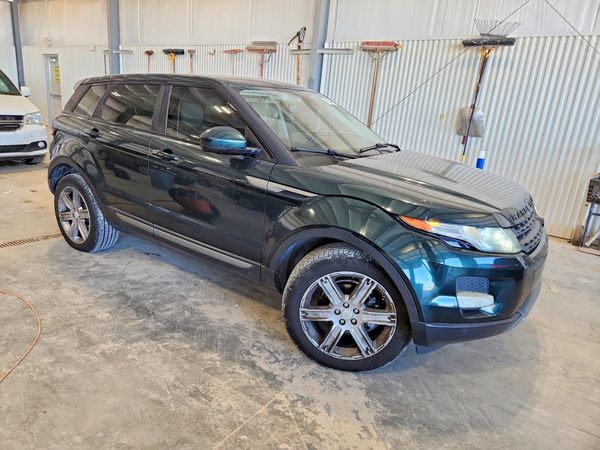2014 LAND ROVER RANGEROVER Pure Plus — Passenger 3/4