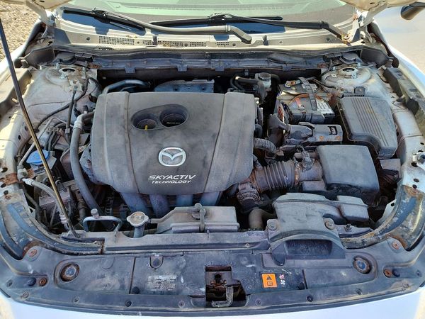 2016 MAZDA 6 Touring/GS — Engine bay