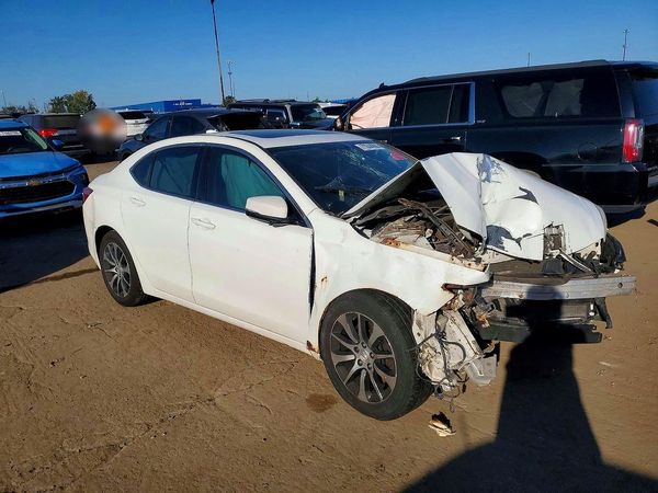 2015 ACURA TLX Base — Passenger 3/4