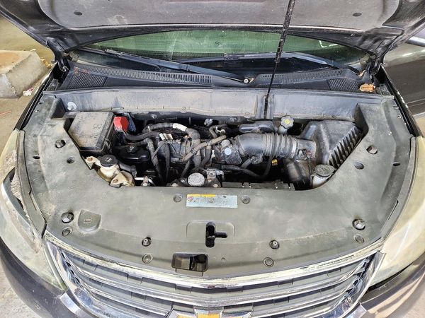 2016 CHEVROLET TRAVERSE 1LT — Engine bay
