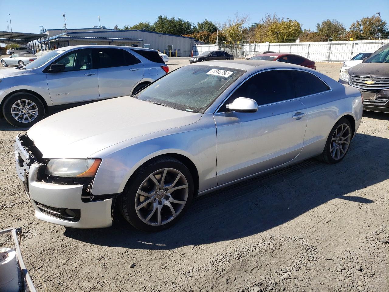2012 AUDI A5 quattro Premium — Front 3/4
