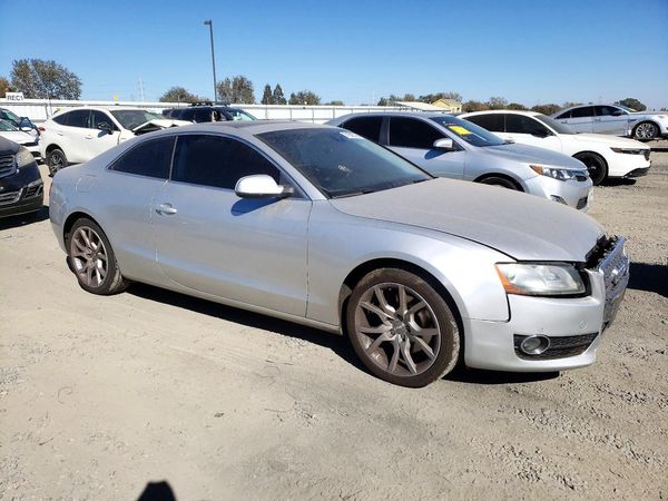 2012 AUDI A5 quattro Premium — Passenger 3/4