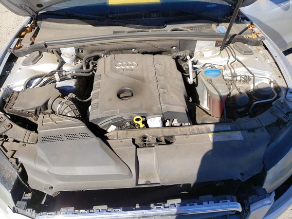 2012 AUDI A5 quattro Premium — Engine bay