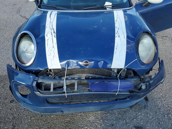 2015 MINI COOPER — Engine bay