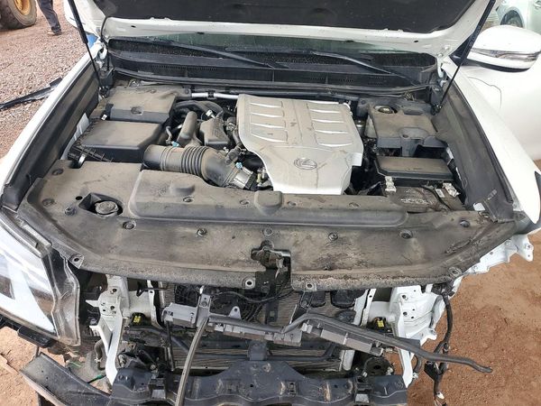 2023 LEXUS GX 460 Luxury — Engine bay