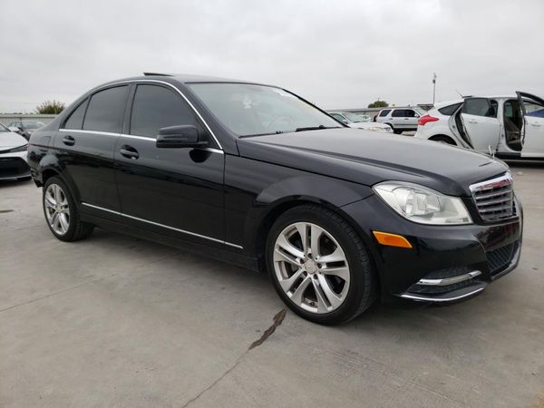2013 MERCEDES-BENZ C