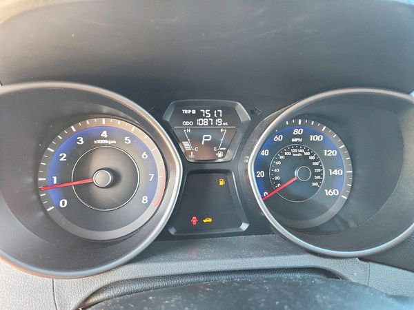 2012 HYUNDAI ELANTRA GLS(Middle grade) — ODOM