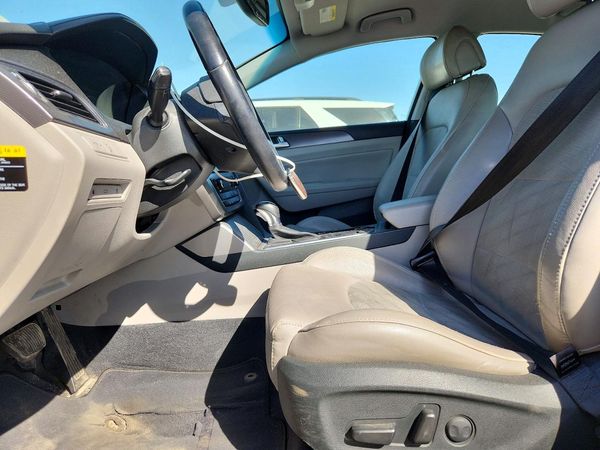 2015 HYUNDAI SONATA — DENT