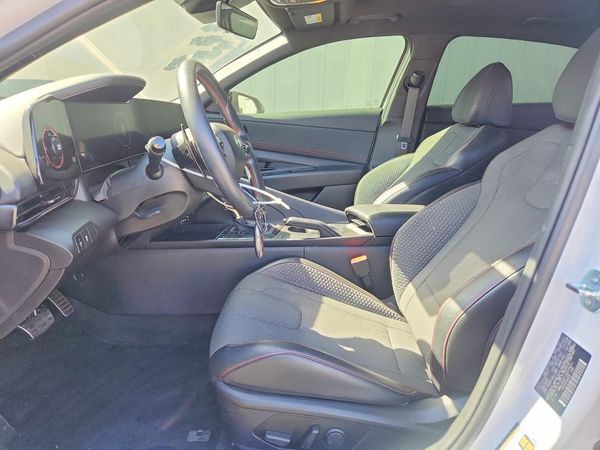 2025 HYUNDAI ELANTRA N Line — DENT