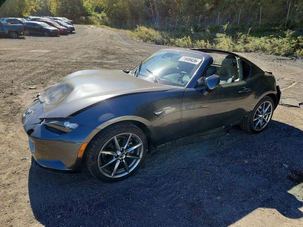 2022 MAZDA MX-5 MIATA Grand Touring — Front 3/4