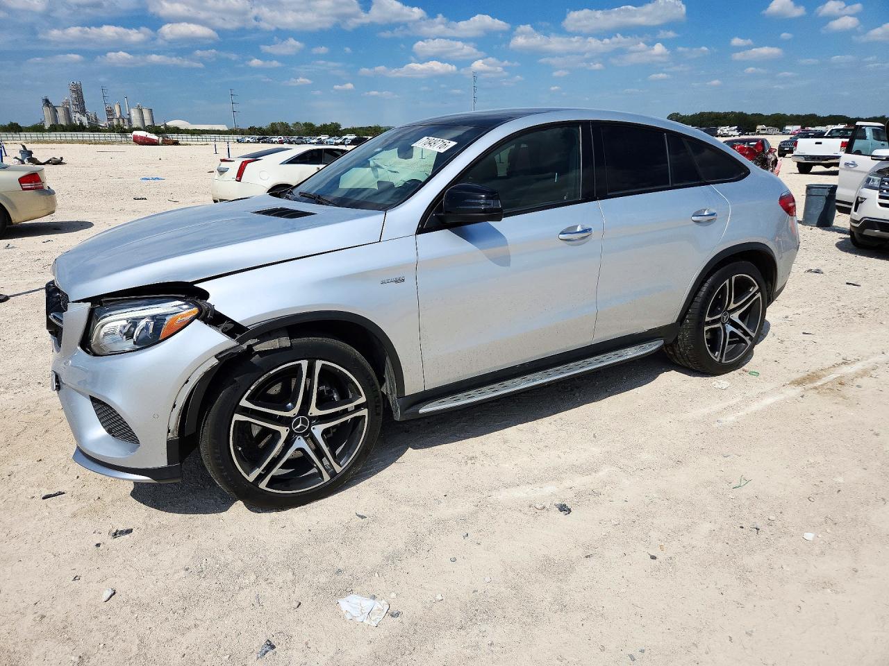 2017 MERCEDES-BENZ GLE COUPE AMG GLE43 — Front 3/4