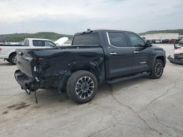 2025 TOYOTA TUNDRA Limited