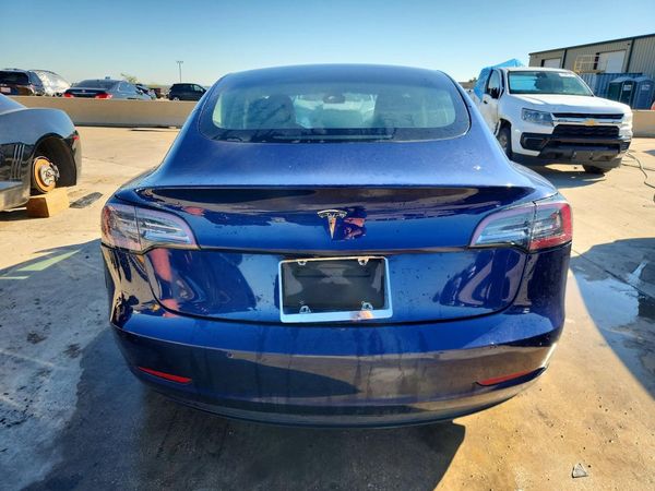 2022 TESLA MODEL 3 — DIRR