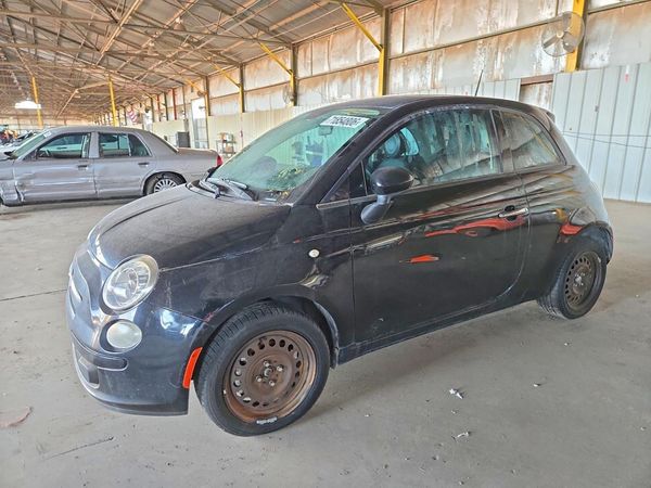 2015 FIAT 500 Pop — Front 3/4