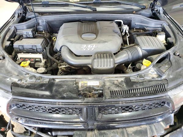 2013 DODGE DURANGO SXT — Engine bay
