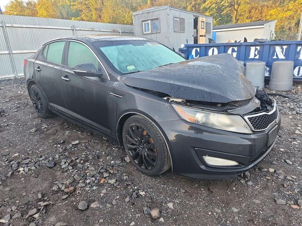 2013 KIA OPTIMA SX — Passenger 3/4