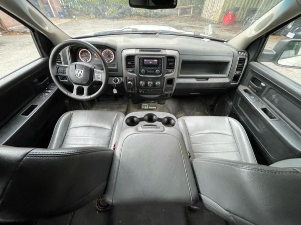 2019 RAM 1500 CLASSIC Tradesman, ST