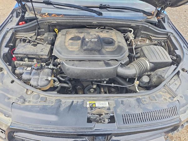 2019 DODGE DURANGO — Engine bay