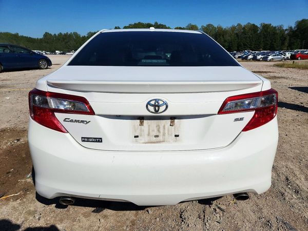 2014 TOYOTA CAMRY — DIRR