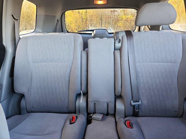 2013 TOYOTA HIGHLANDER Base/Hybrid — SUVN