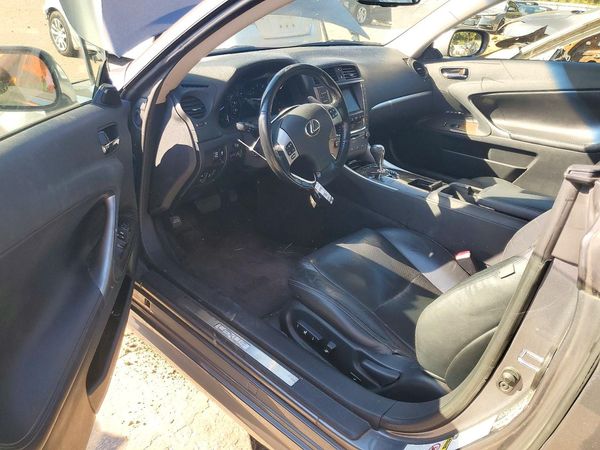 2012 LEXUS IS 250C — CKPT