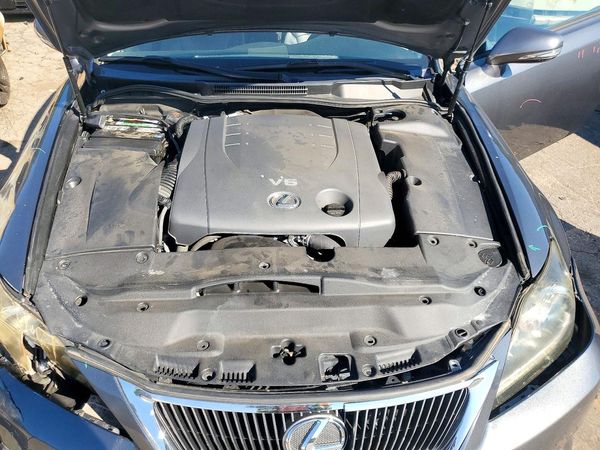 2012 LEXUS IS 250C — Engine bay