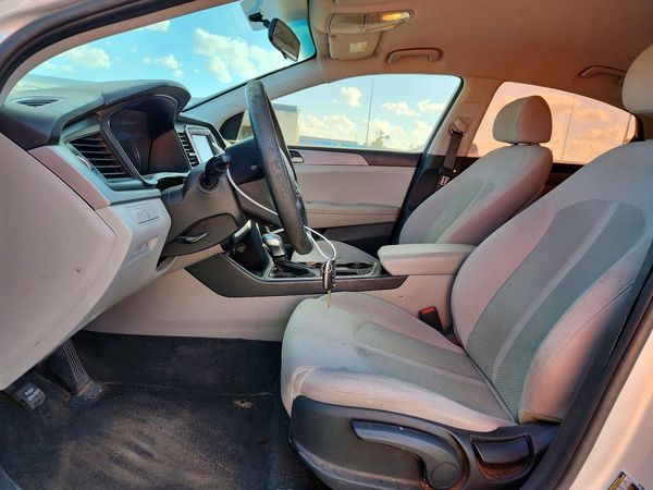 2019 HYUNDAI SONATA Eco Turbo, SE — DENT