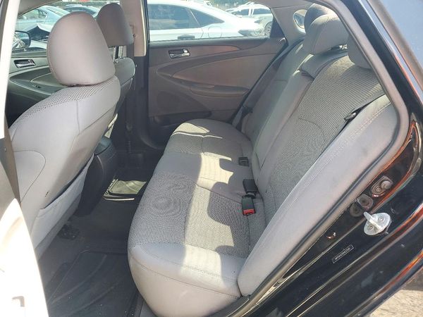 2013 HYUNDAI SONATA GLS/ GLS Popular — PSRS