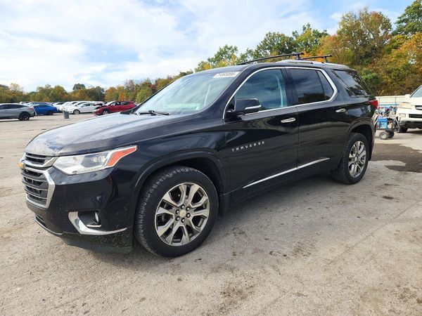 2019 CHEVROLET TRAVERSE High Country — Front 3/4