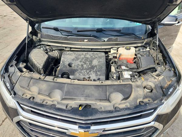 2019 CHEVROLET TRAVERSE High Country — Engine bay