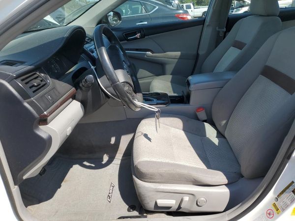 2012 TOYOTA CAMRY