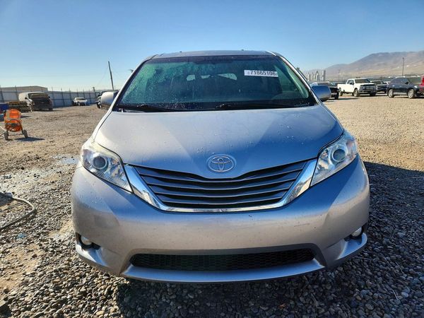 2015 TOYOTA SIENNA — DIRF