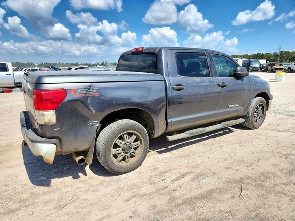 2013 TOYOTA TUNDRA SR5 — PSRA