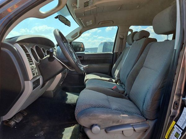 2013 TOYOTA TUNDRA SR5 — DENT