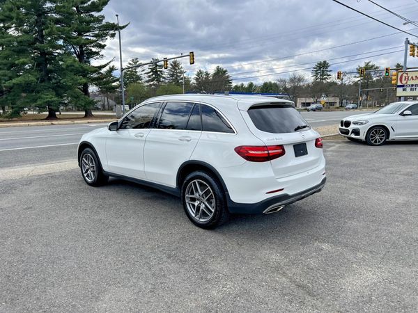 2019 MERCEDES-BENZ GLC