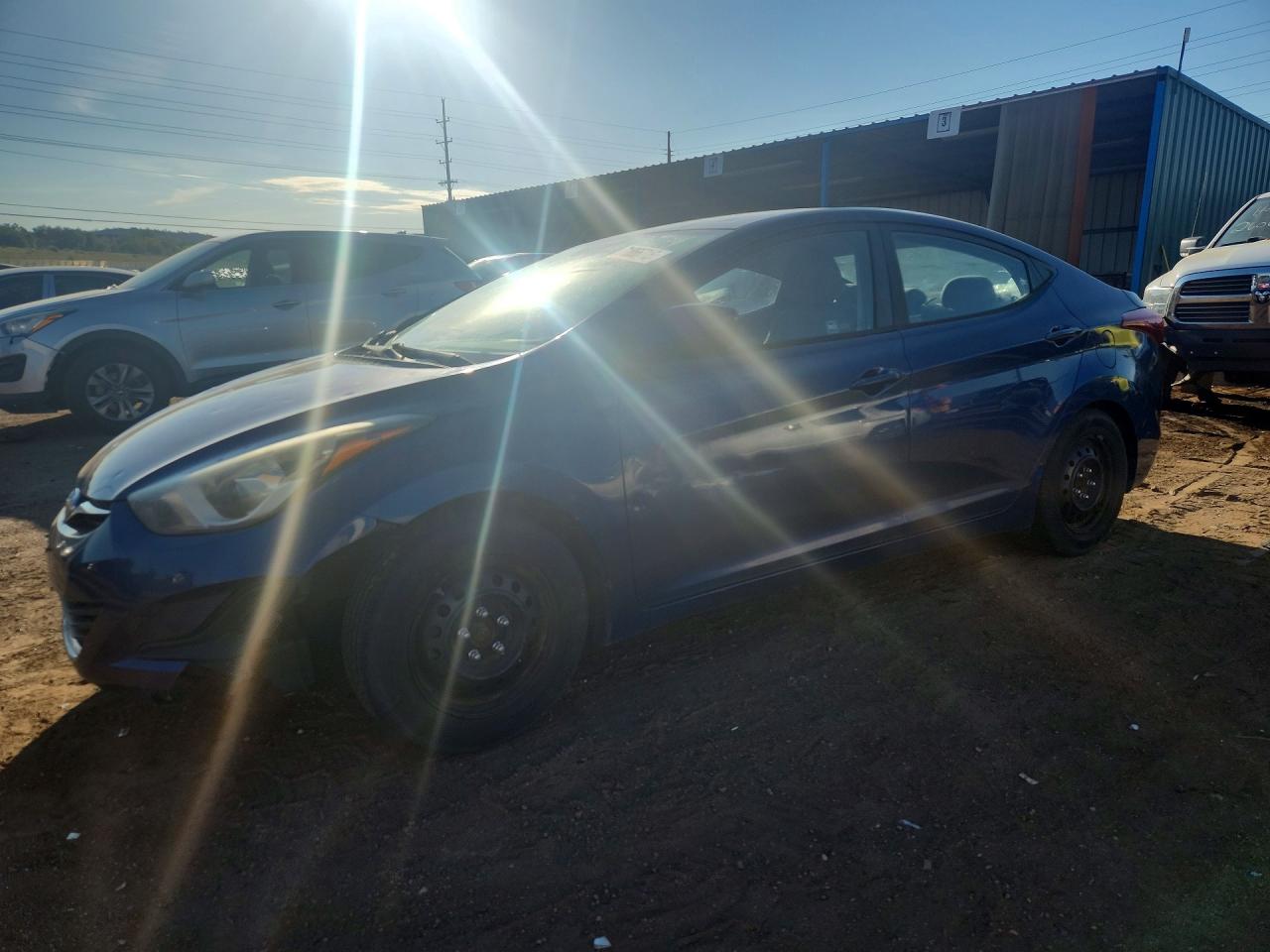 2016 HYUNDAI ELANTRA — Front 3/4